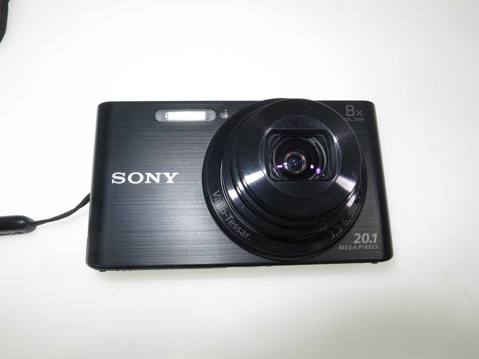 Sony Cyber-shot DSC W830 ултра компактен дигитален фотоапарат цифрова камера в отлчино състояние, пълен комплект,  работи перфектно