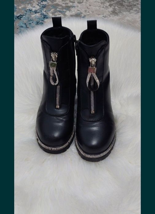 Ghetuțe fetița nr 32