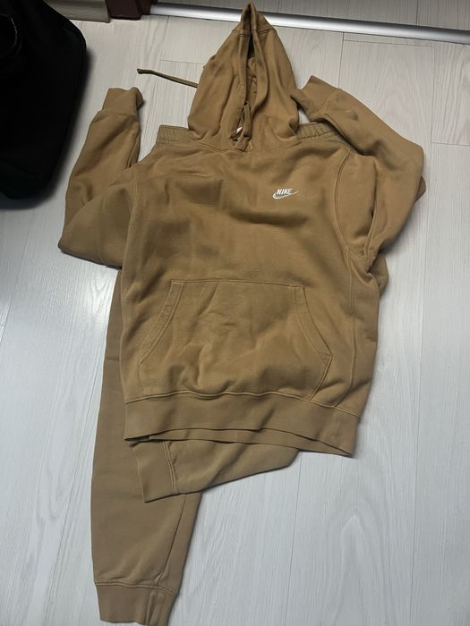 Анцуг NIKE оригинален