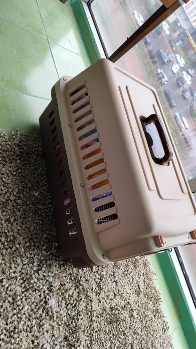 Продается  новая переноска для животныхх