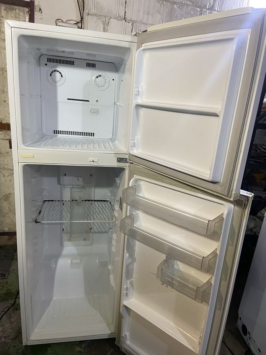 Холодильник LG