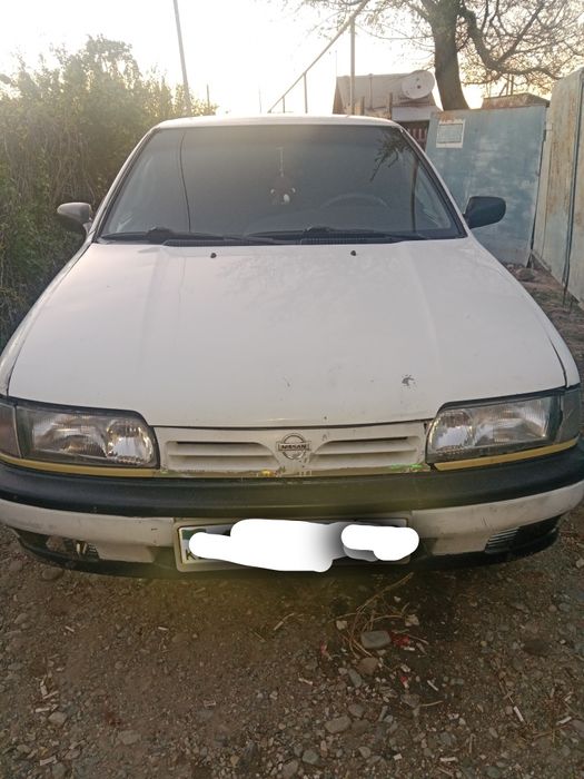 Продам машину нисан