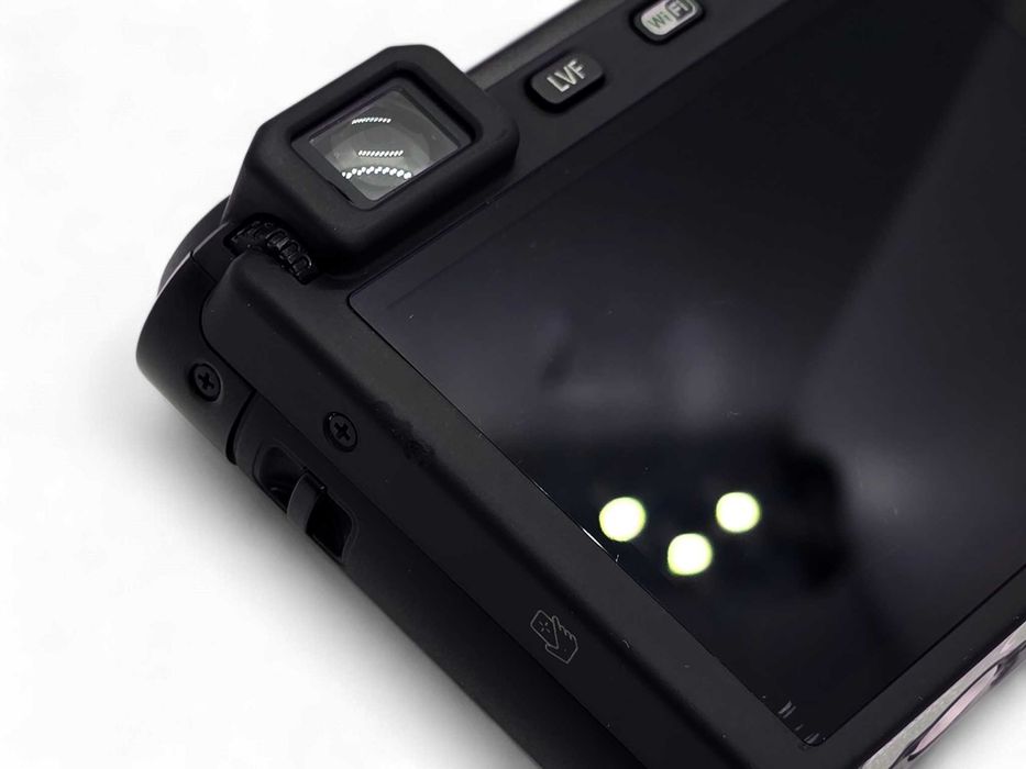 Panasonic Lumix DMC-LF1 aparat foto compact premium - optica LEICA