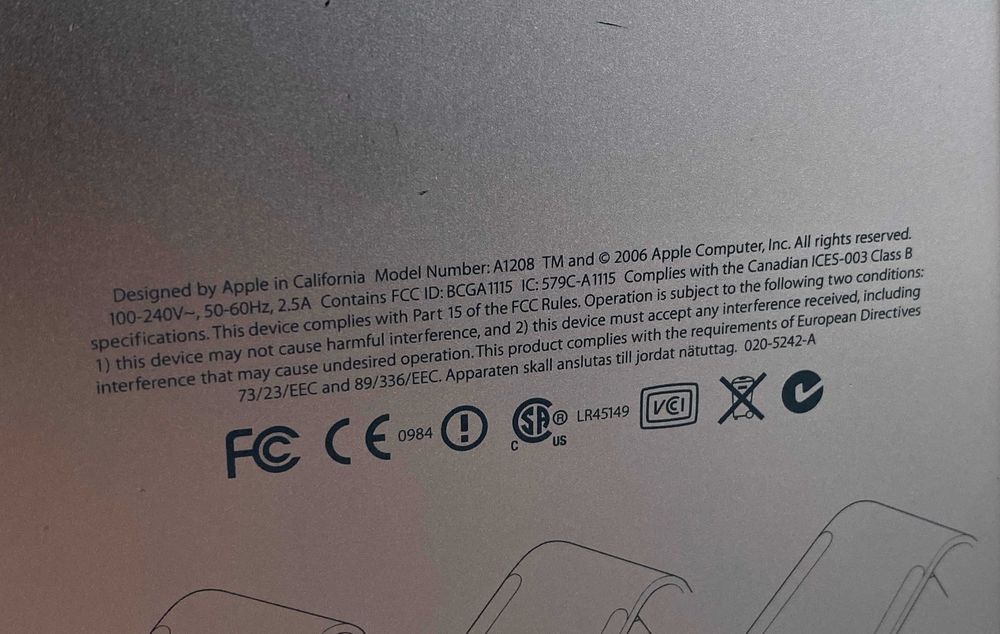 Apple iMac A1208 din 2006 - nu afiseaza - complet