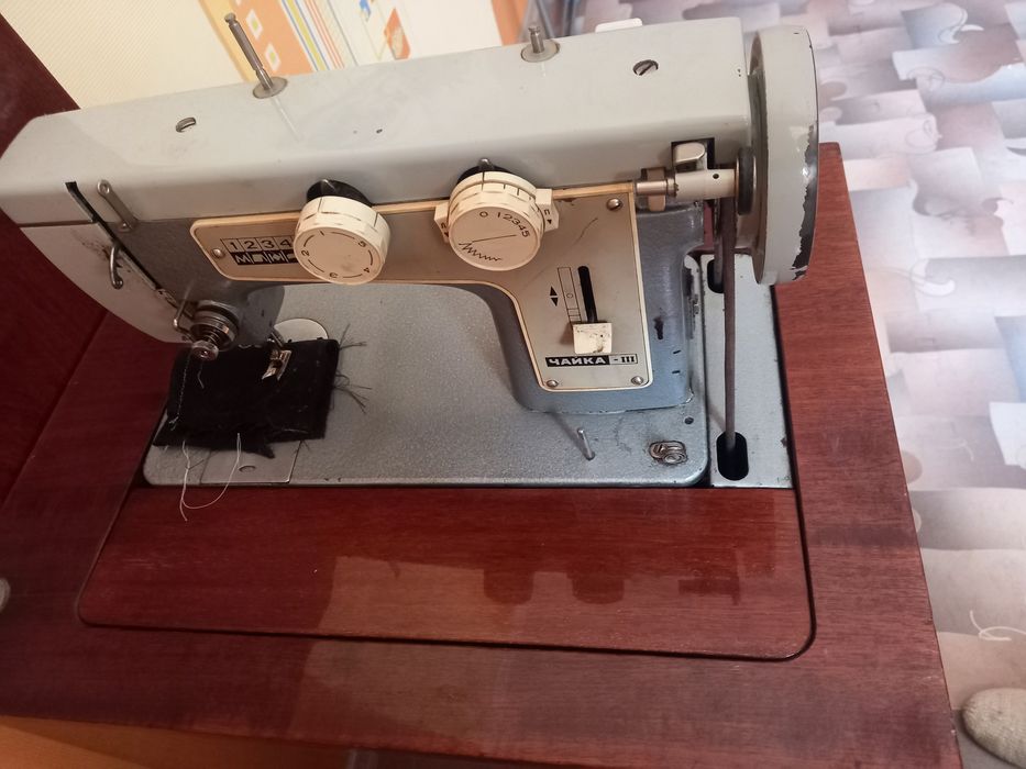 Продаётся швейная машина СССР Чайка-III