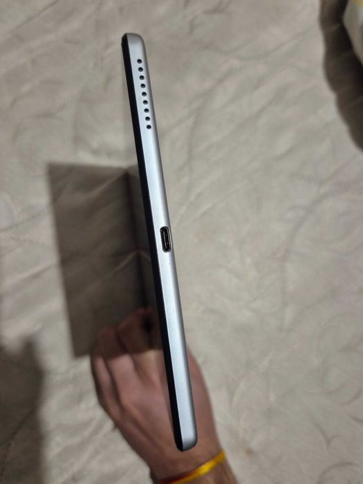 Lenovo Tab M10 FHD Plus