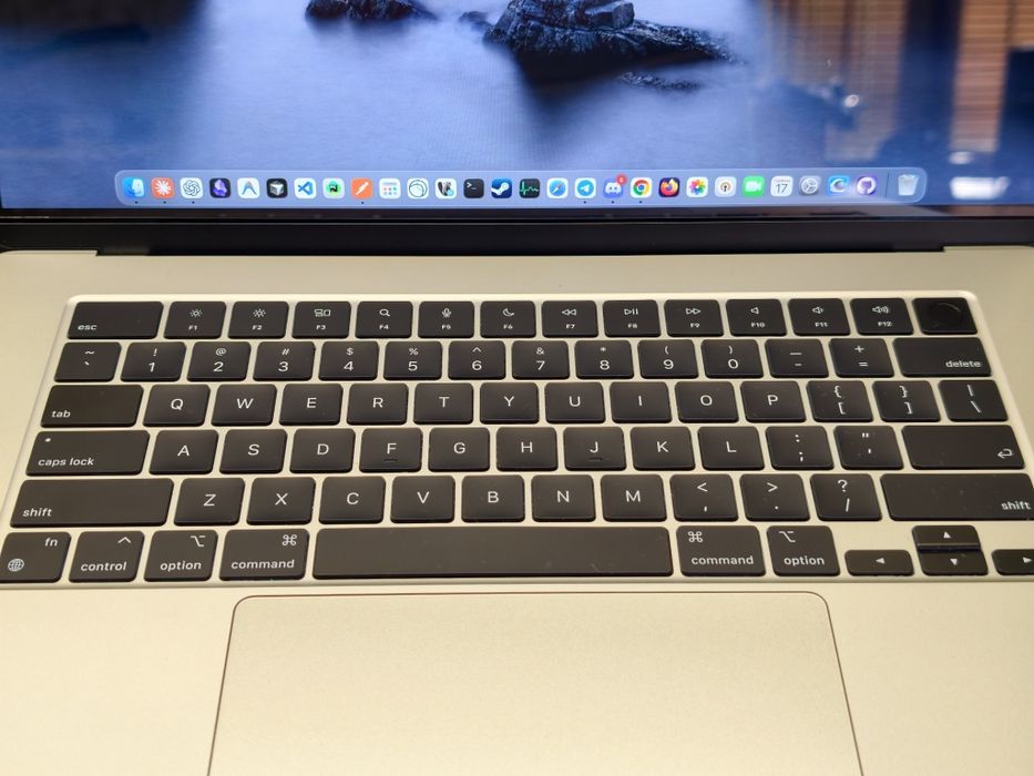 MacBook air 15 m2 идеал