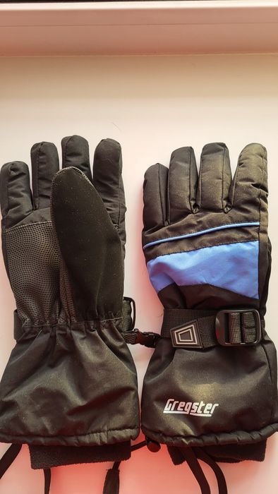 Перчатки горнолыжные