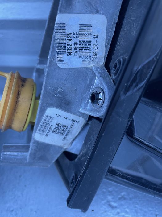 Огледало БМВ Х5, Ф15 (ogledalo bmw f15)