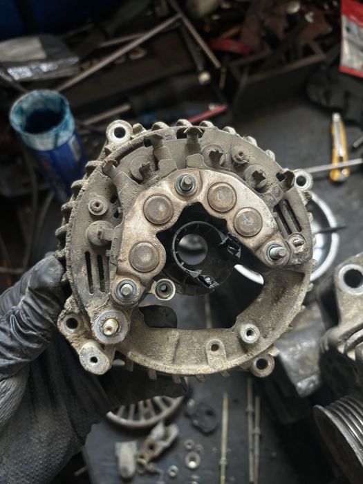 Atelier electric auto raparatii alternator si electromotor
