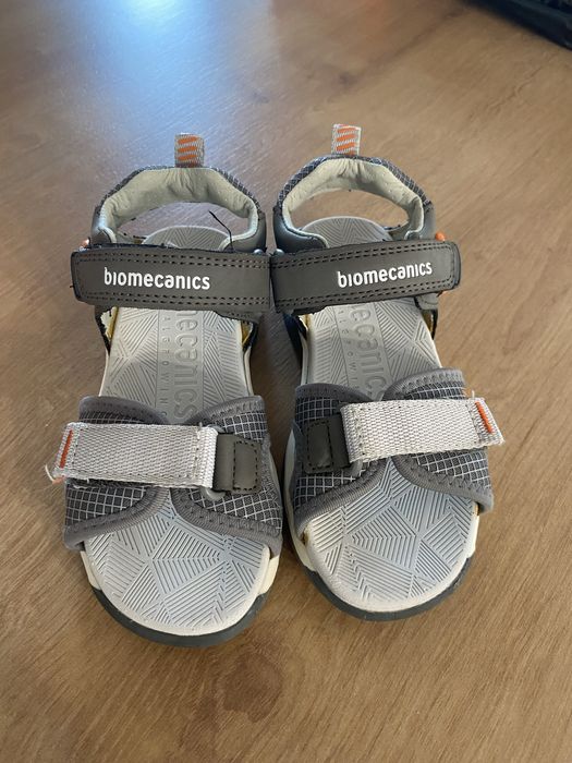 Sandale Biomecanics baieti marime 31
