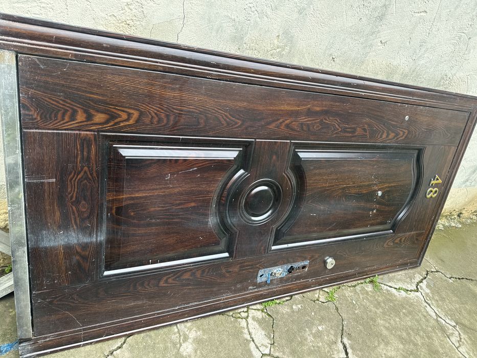 Продается готовая дверь для квартир