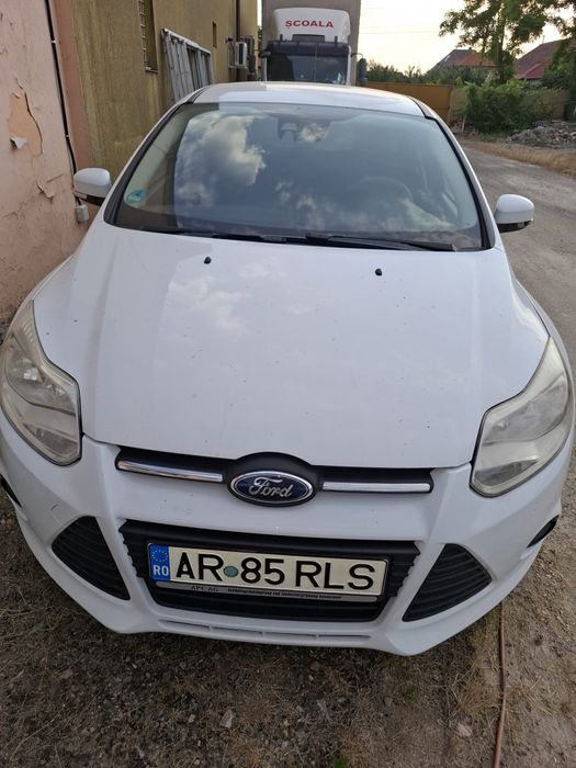 Vând Ford Focus Combi