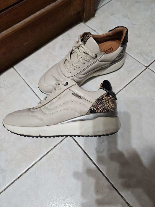 Кожени маратонки Pikolinos