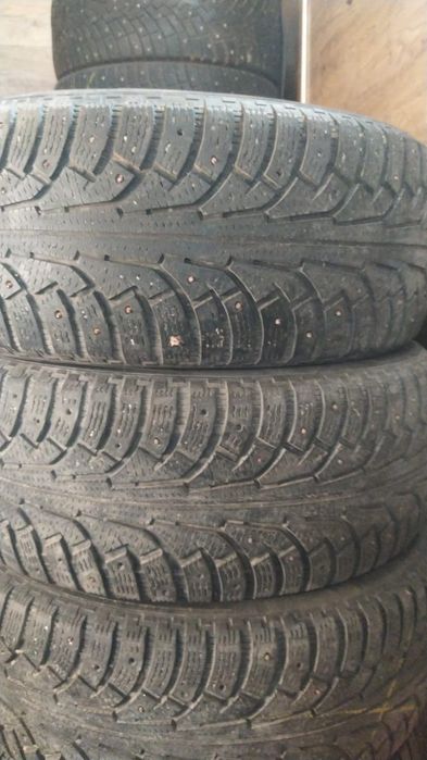 Продам зимние шины
