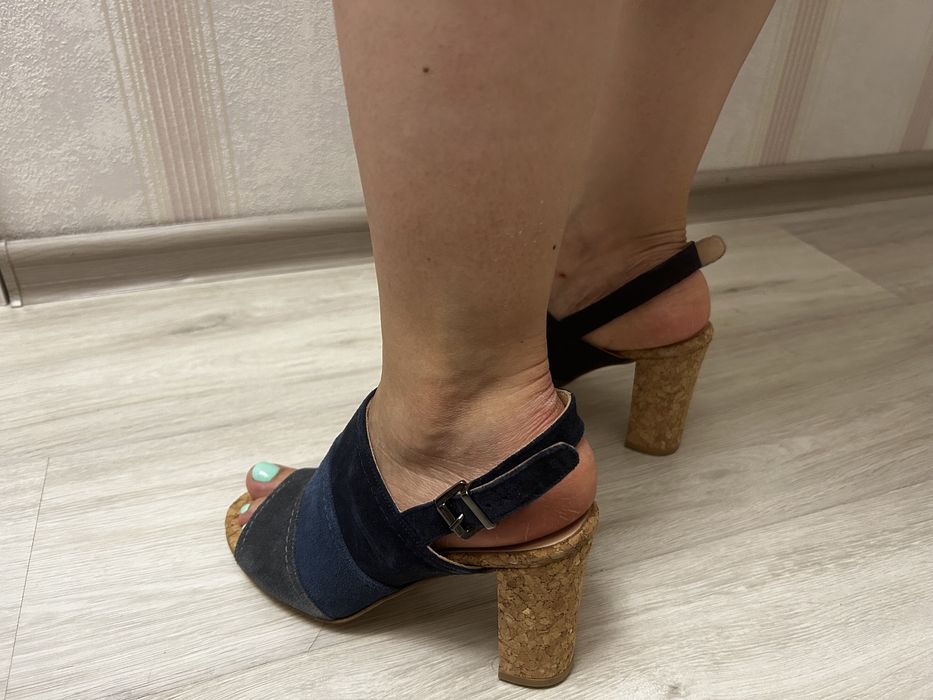 Босоножки замша