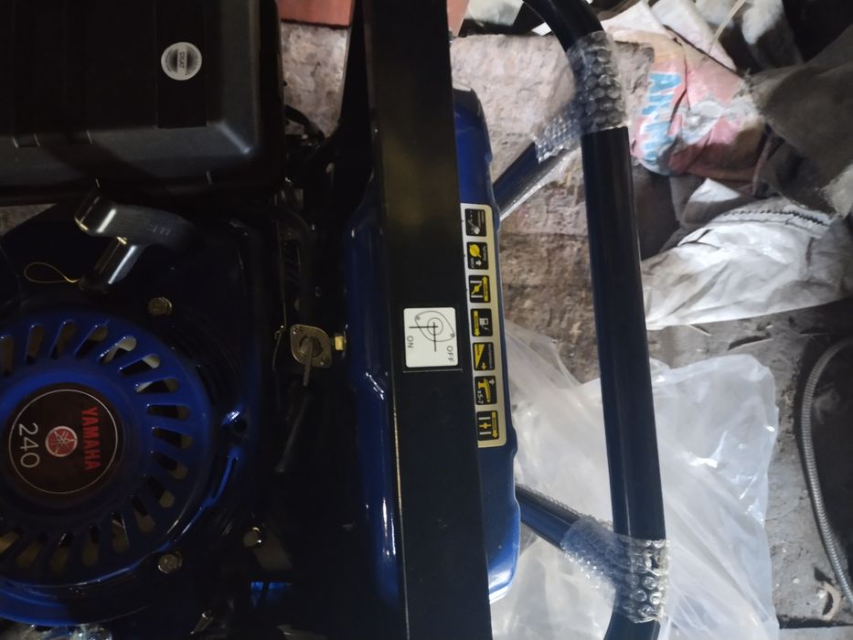 Электро генератор Yamaha