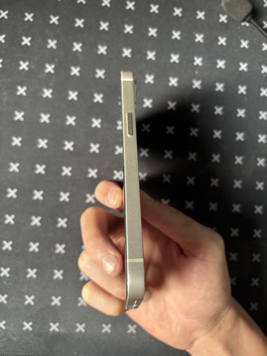 Iphone 13 128g 79акб