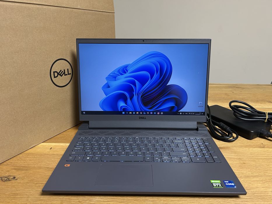 Лаптоп Dell G15 5511