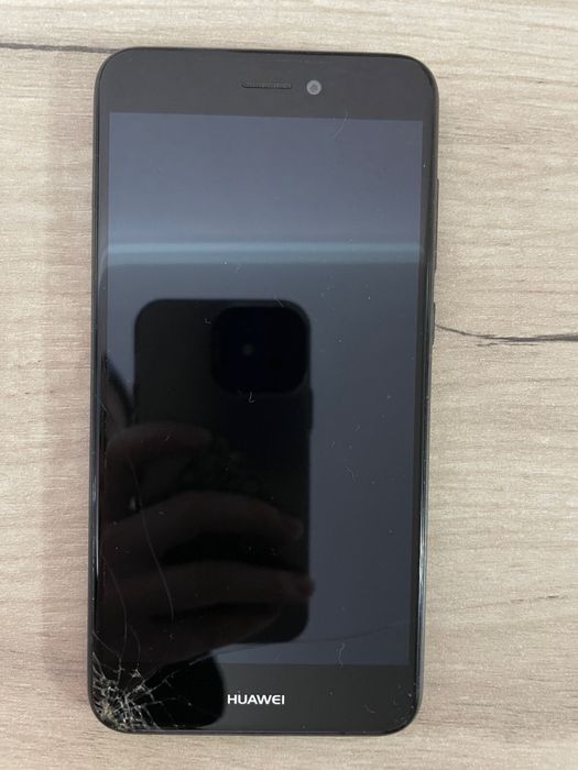 Продам телефон huawei Р8 lite