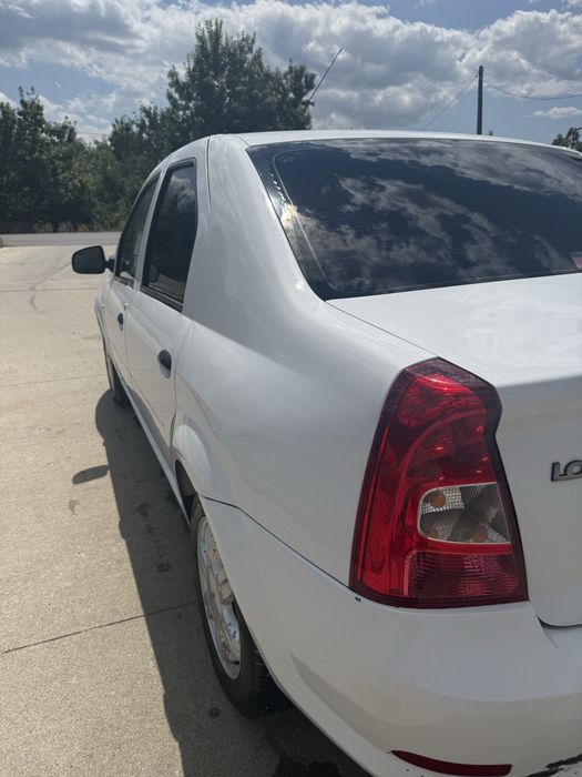 DACIA Logan 2011 — imagine 2