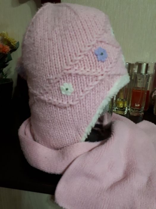 Шапочки на девочку 7-12 лет.