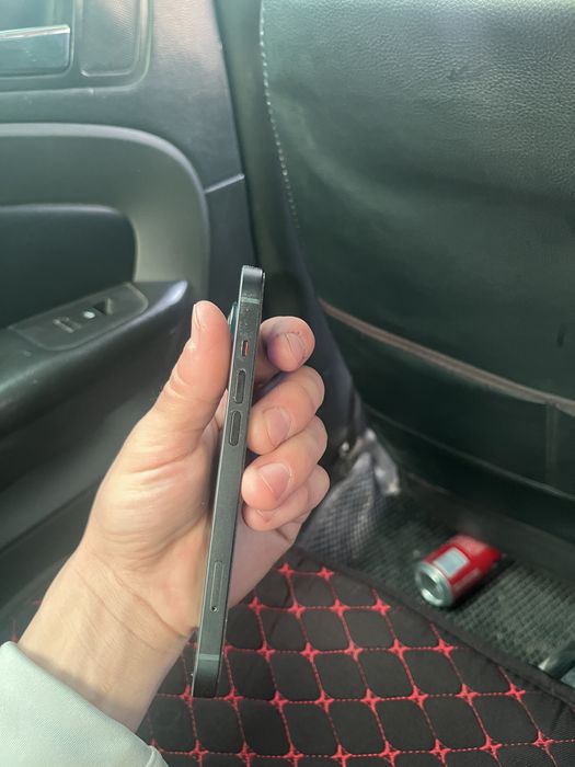 Айфон 13 128 срочно продам