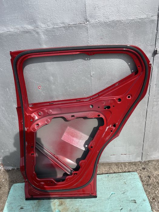 Задна дасна врата за Volvo XC40 Волво за ХЦ40  2018-2023г