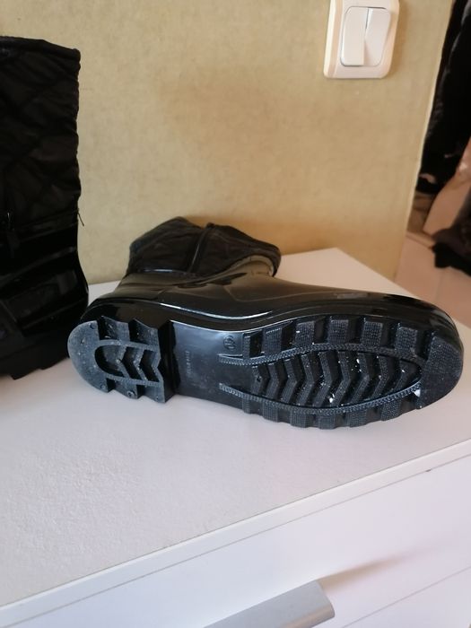 Дамски гумени ботуши, н. 40