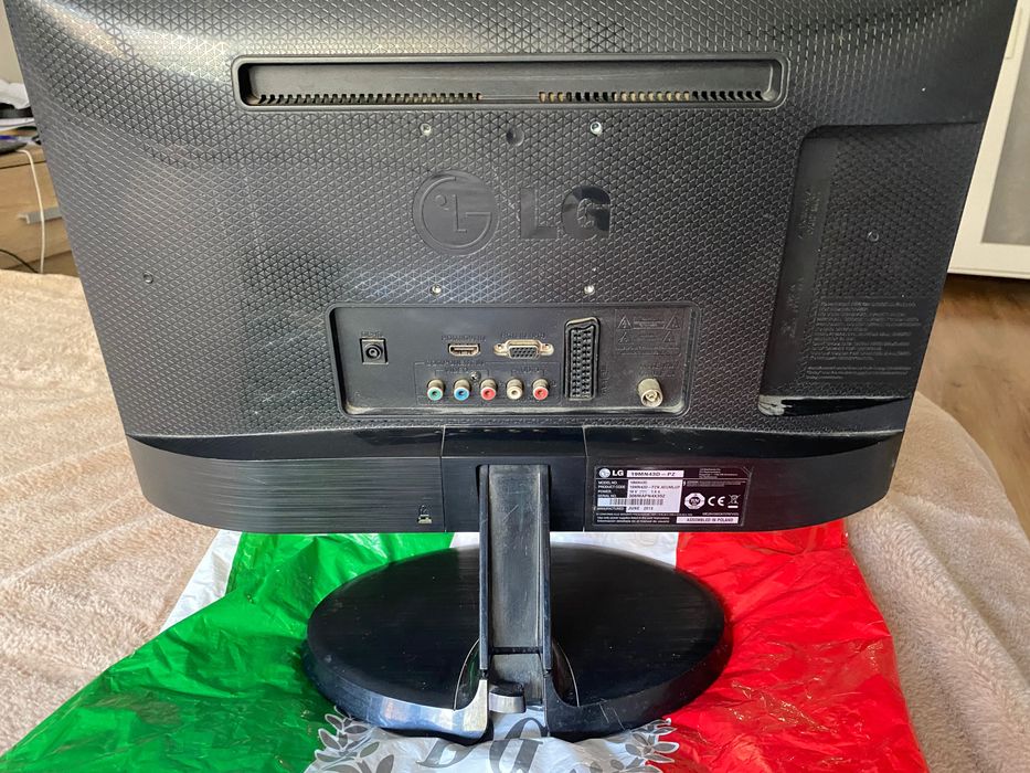 Телевизор статичен LG