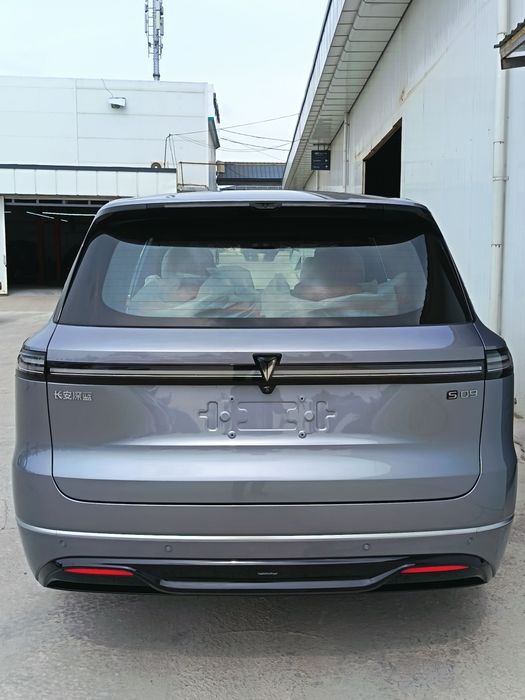 Deepal s09 Hybrid.2025