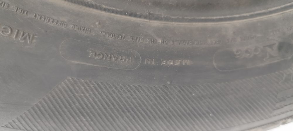 Продам летние шины Мишлен 225/65/17