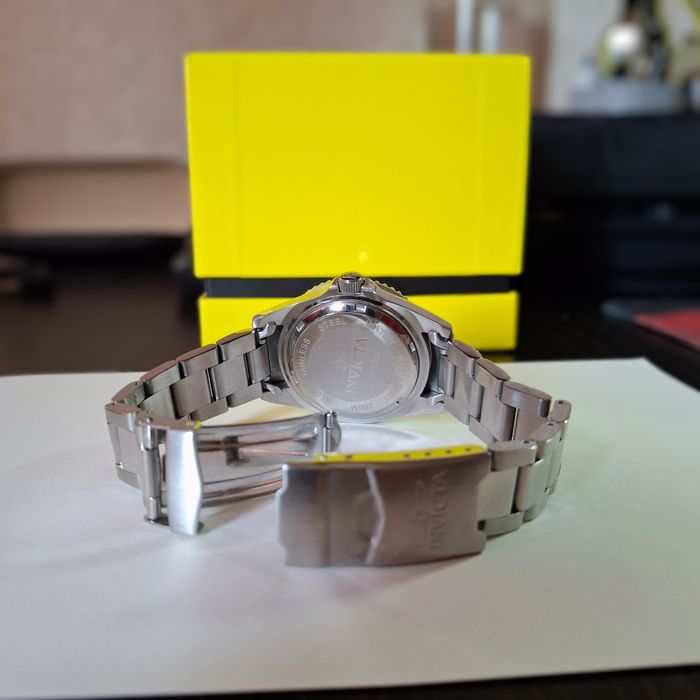 Мъжки часовник INVICTA кварцов