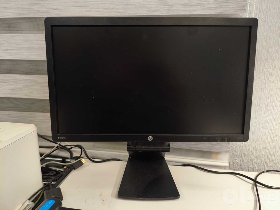 Монитор HP Z23i 23" / Full HD 1920x1080/ IPS /DVI-D, DisplayPort, VGA