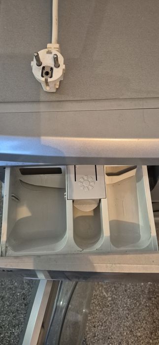 Продавам пералня FINLUX