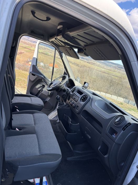 Vand Renault master 2.3 cub