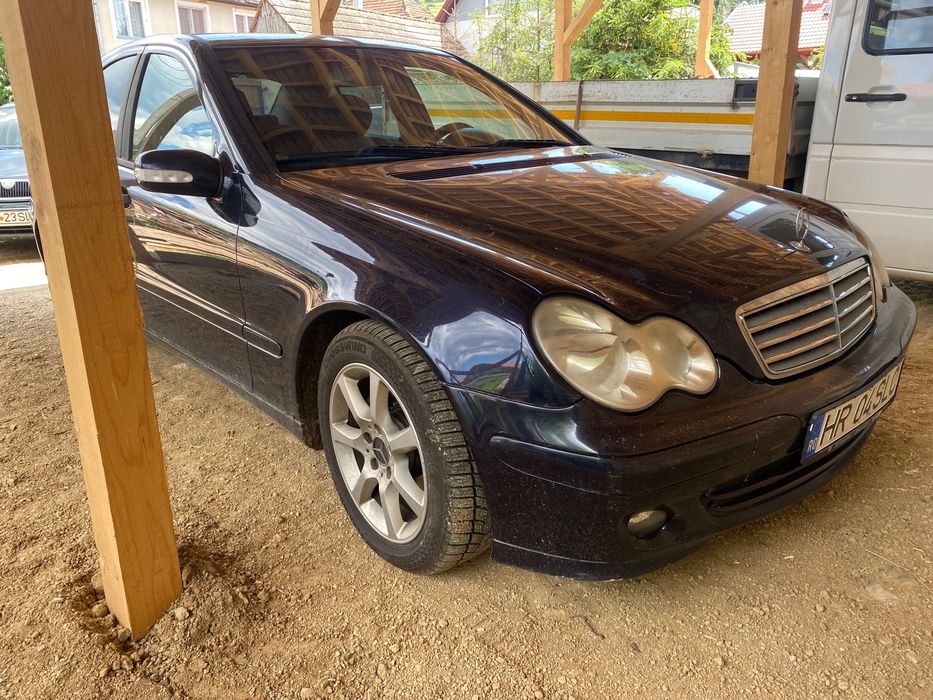Mercedes c class 220