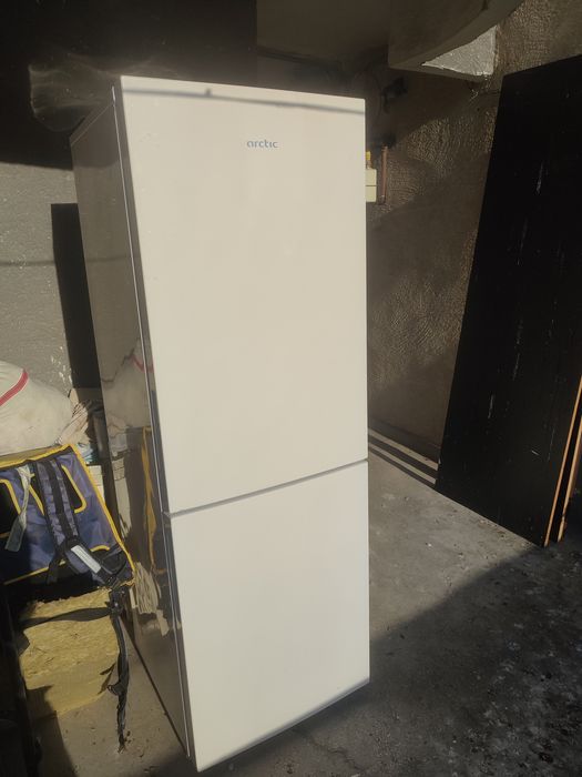Combina frigorifica arctic