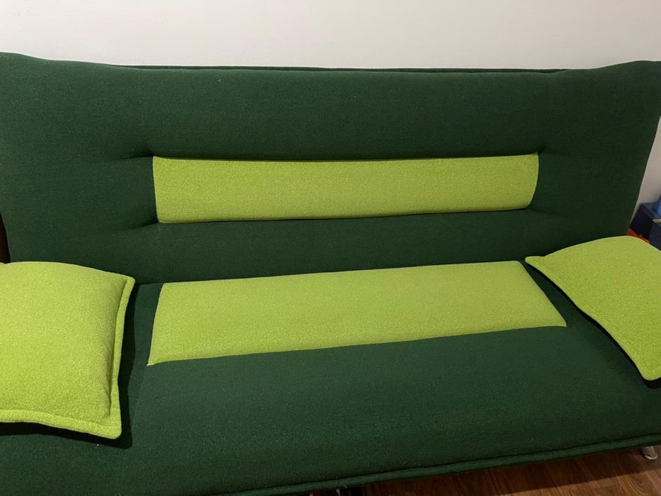 Диван с креслом