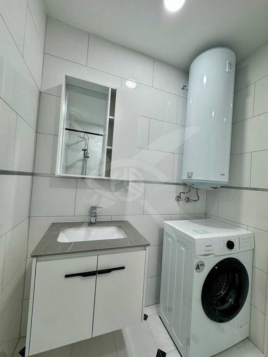 Дава се под наем Двустаен апартамент в Пловдив, Христо Смирненски - 65 кв.м за 677.79 € - Снимка #3