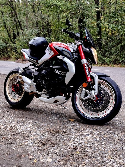 Mv agusta(nu Ducati honda yamaha suzuki)