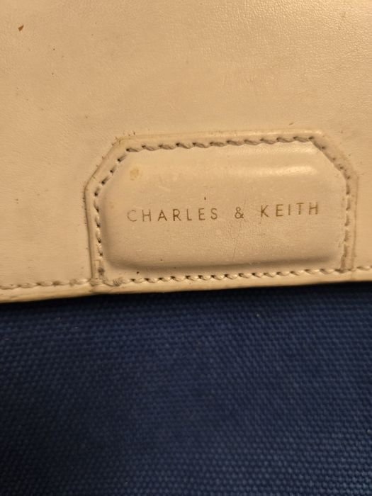 Сумка Charles Keith