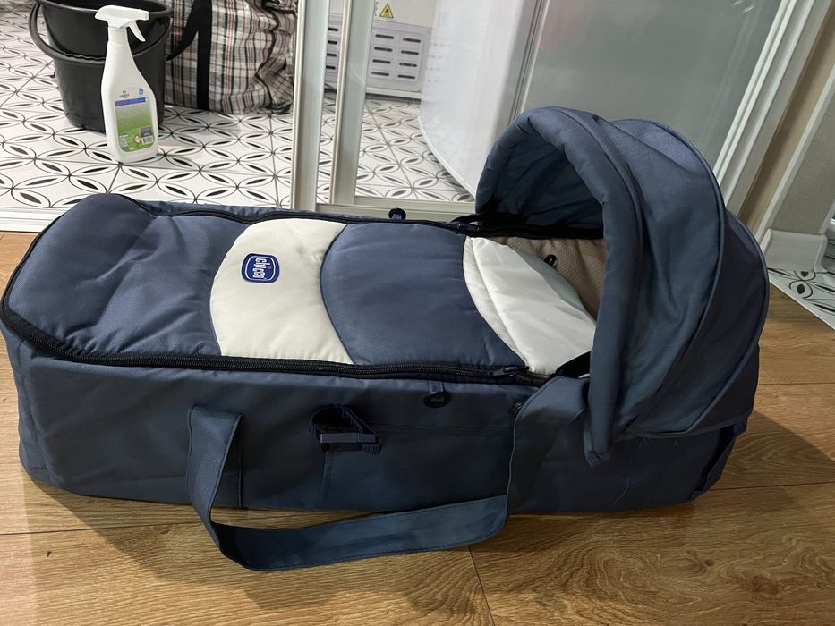 Люлька-переноска.