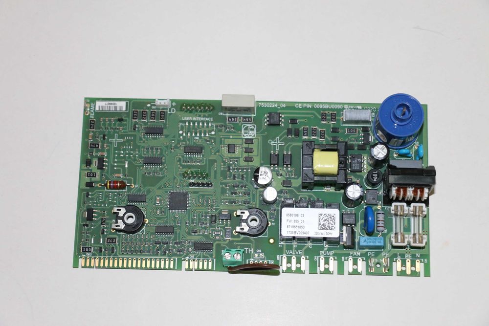 Placa electronica centrala termica Bosch Condens 2000 ZWB24-1