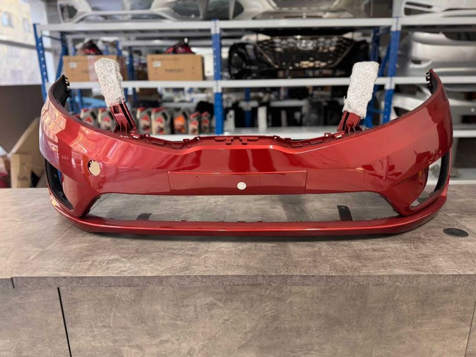 Бампер передний КРАСНЫЙ KIA RIO