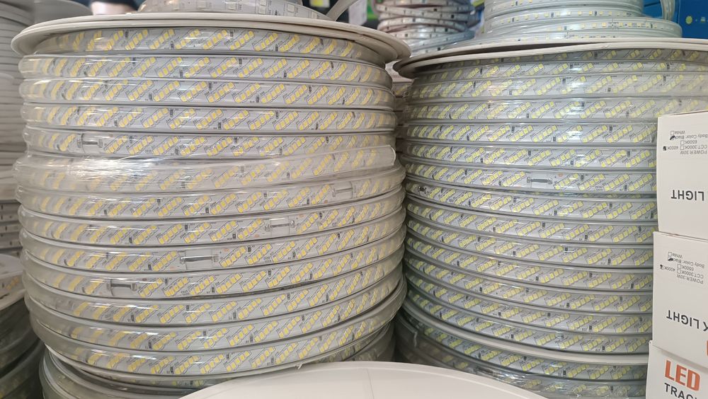 LED lenta  podsvetka metraj подсветка лед лента метраж неон  акрилл