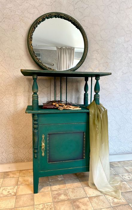 Тумбочка этажерка