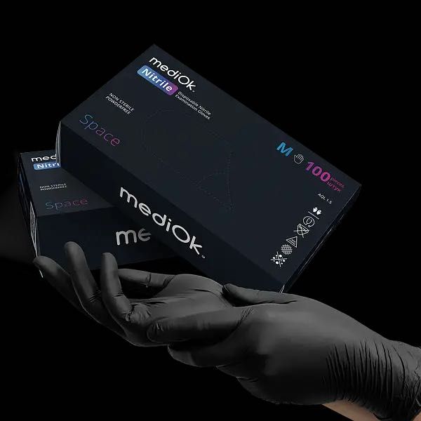 Нитриловые одноразовые перчатки MediOK Space чёрные (BLACK+)