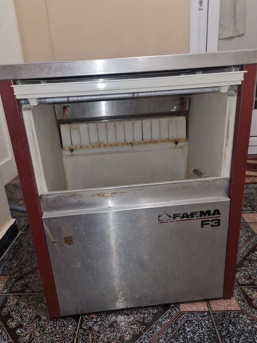 Ледогенератор 30 кг.