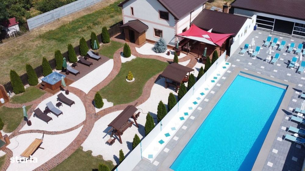 Complex Comercial de Lux –  3 Vile, Salon Evenimente și 2 Piscine